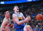 开云体育-年轻球员崭露头角，助球队实现逆转胜利的简单介绍