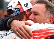 开云体育在线-迈凯伦横扫红牛二队，维斯塔潘点燃赛场的简单介绍