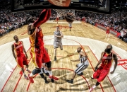 开云体育下载-F1新赛季揭幕战焦点战，日本新星击溃马赛式崛起，技术革命引爆围场