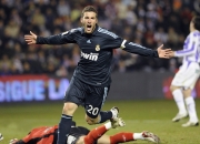 开云官方app入口-跨界征服，从橄榄球场到NBA总决赛，南半球风暴席卷全球体育