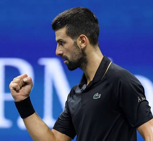 关于温网险胜澳网，穆雷刷新纪录的信息