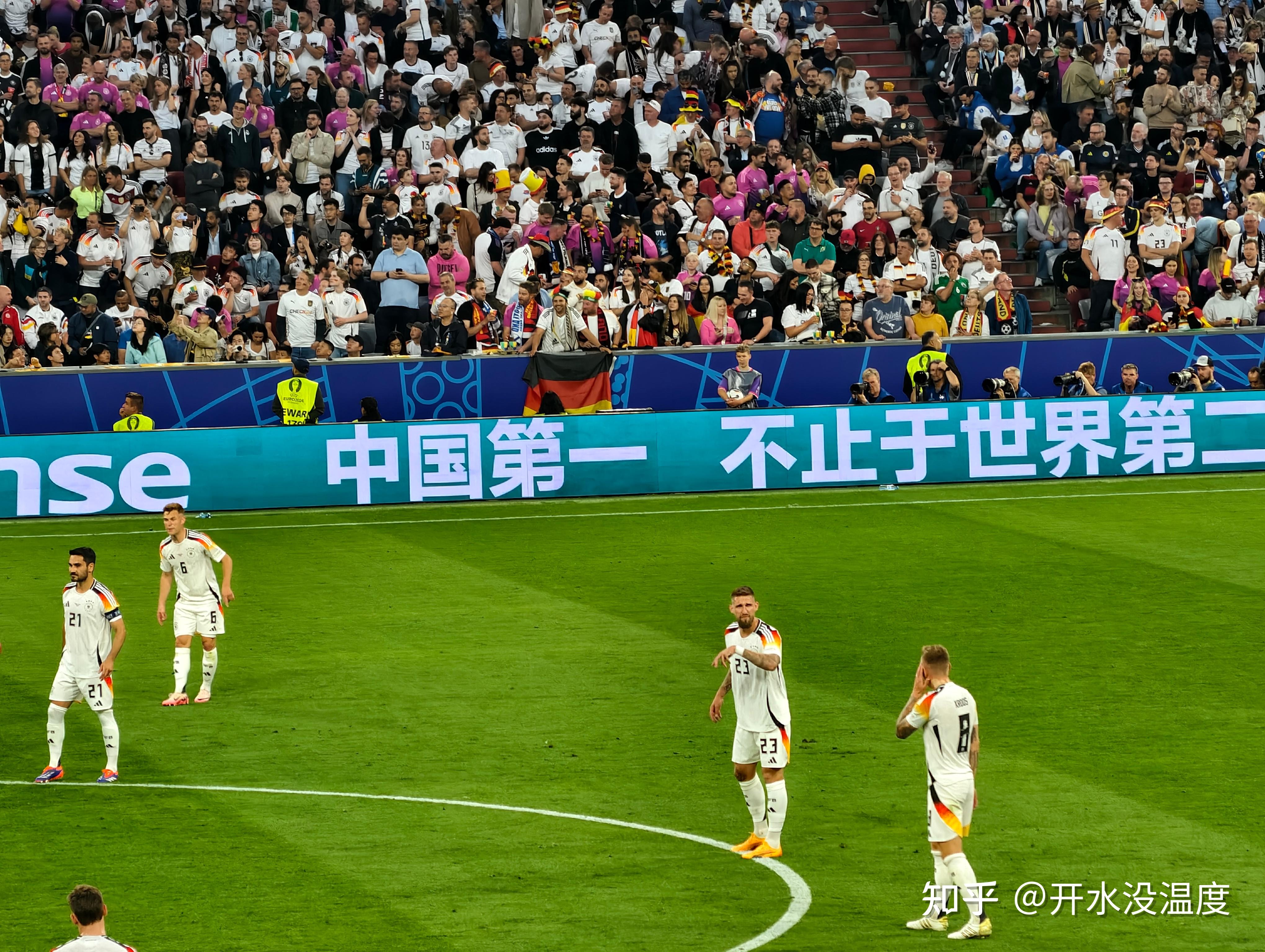 俄罗斯队在欧洲赛场上大放异彩，成功杀入四强