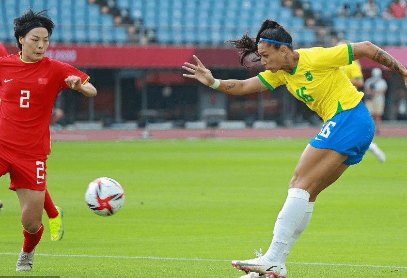 包含巴西女足铩羽而归遗憾无缘奥运冠军的词条