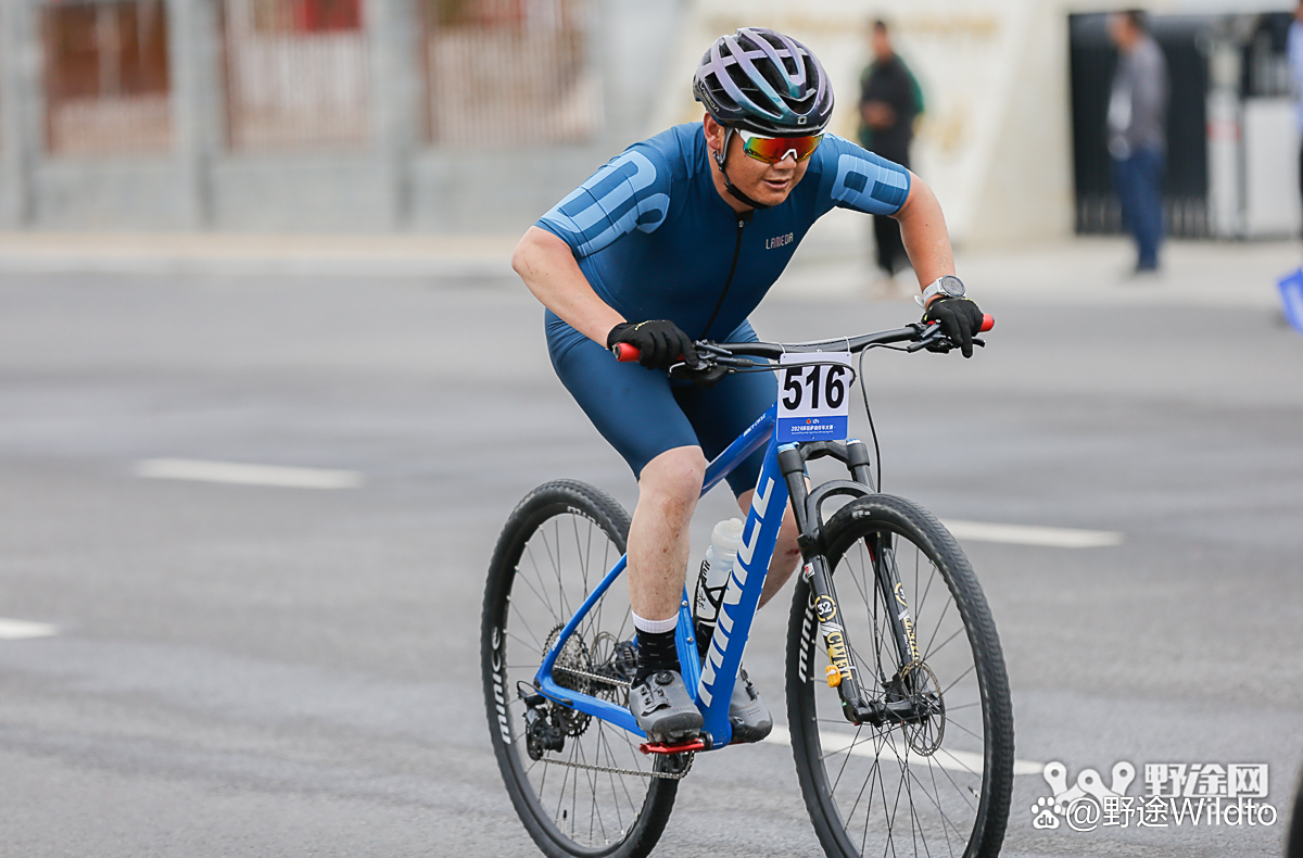 西藏队实力强劲，助球队赢得胜利