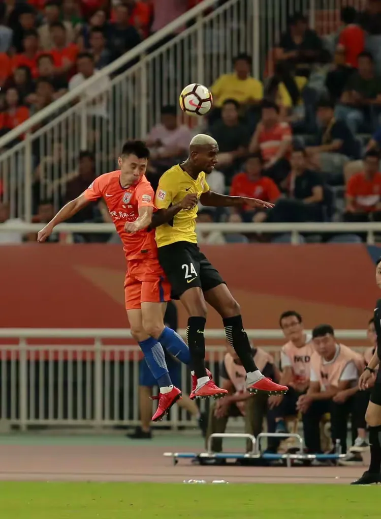 山东鲁能即将与广州恒大在主场拼尽全力