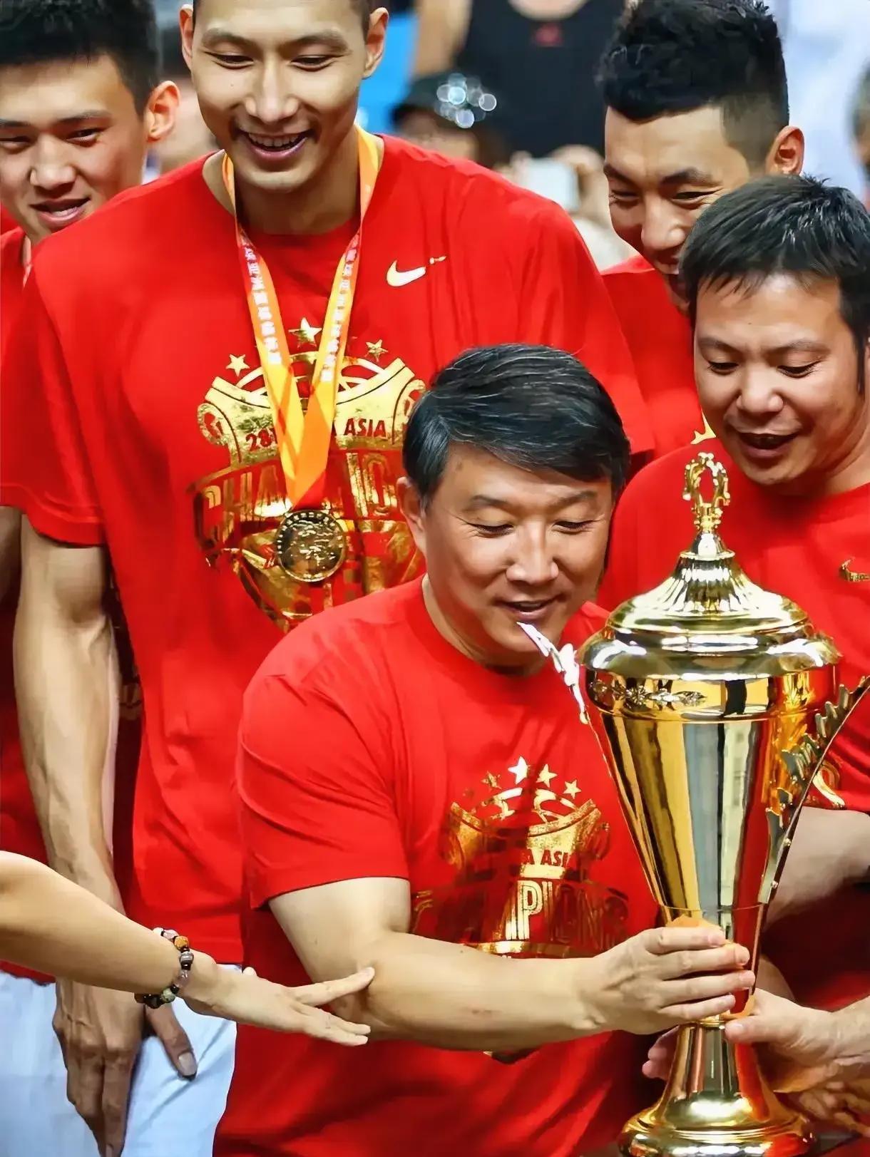 国家队在比赛中展现出色实力,晋级成功 国家队在比赛中展现出色实力,晋级成功