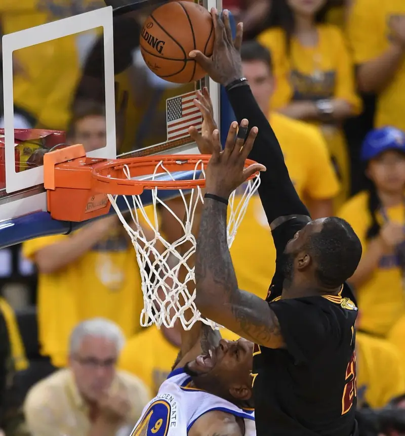 掘金绝杀勇士，詹姆斯高光表现