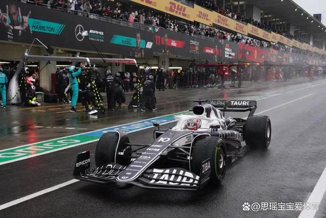 威廉姆斯横扫梅赛德斯,佩雷兹统治全场的简单介绍 威廉姆斯横扫梅赛德斯,佩雷兹统治全场的简单介绍