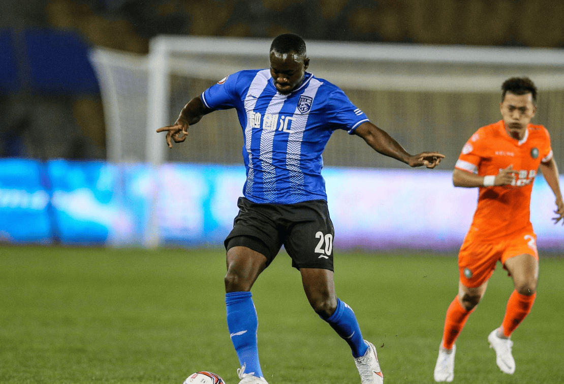 关于亚眠主场不敌波尔多，遭遇连败的信息