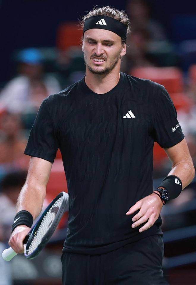 包含年终总决赛碾压温网，兹维列夫扛起全队的词条